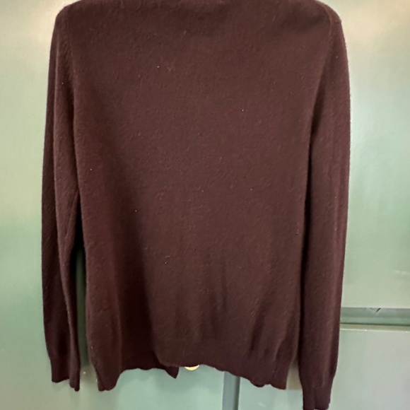 CASHMERE - Picture 2 of 5